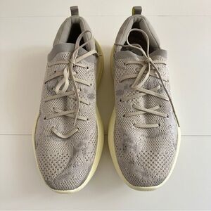 NWOT Sorel Women's Explorer Blitz Stride Lace Sneakers in Grey & White sz US 9.5